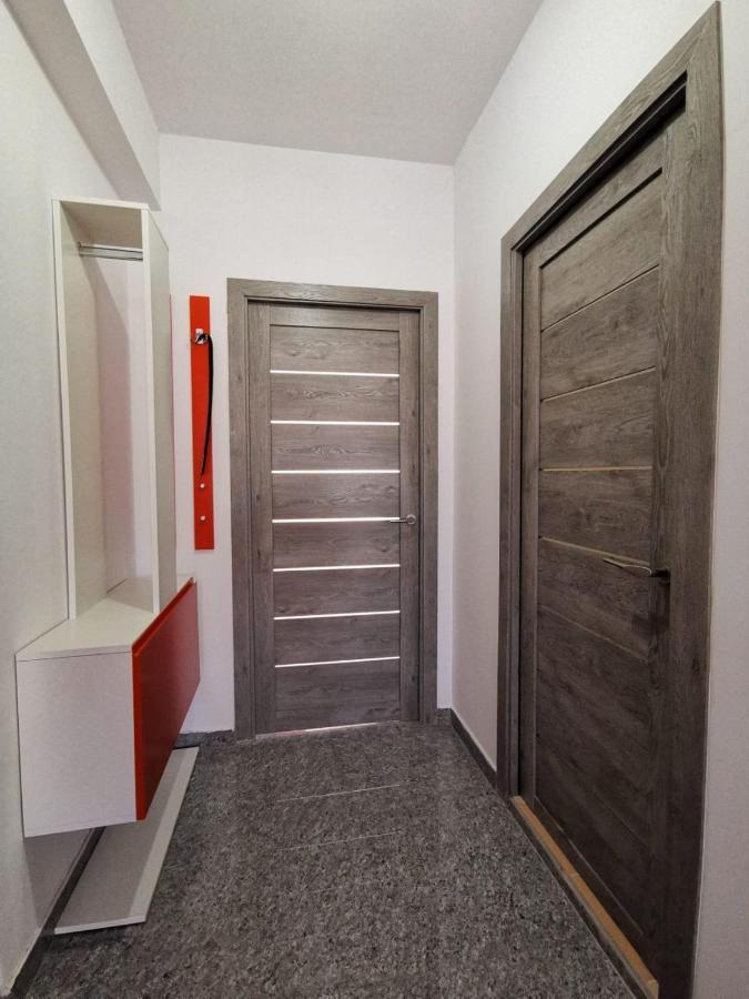 Orange Apartment-Brilliant Apartments Constanta Bagian luar foto