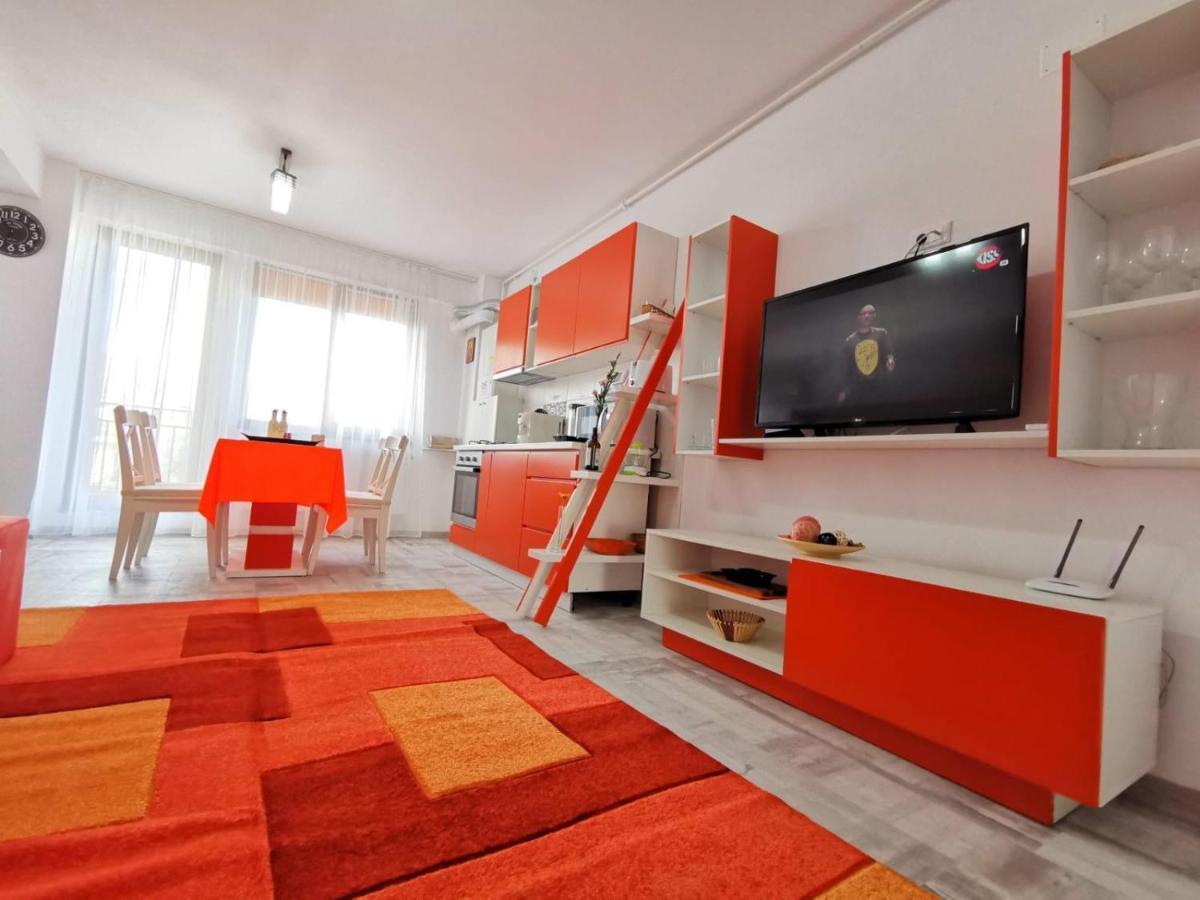 Orange Apartment-Brilliant Apartments Constanta Bagian luar foto