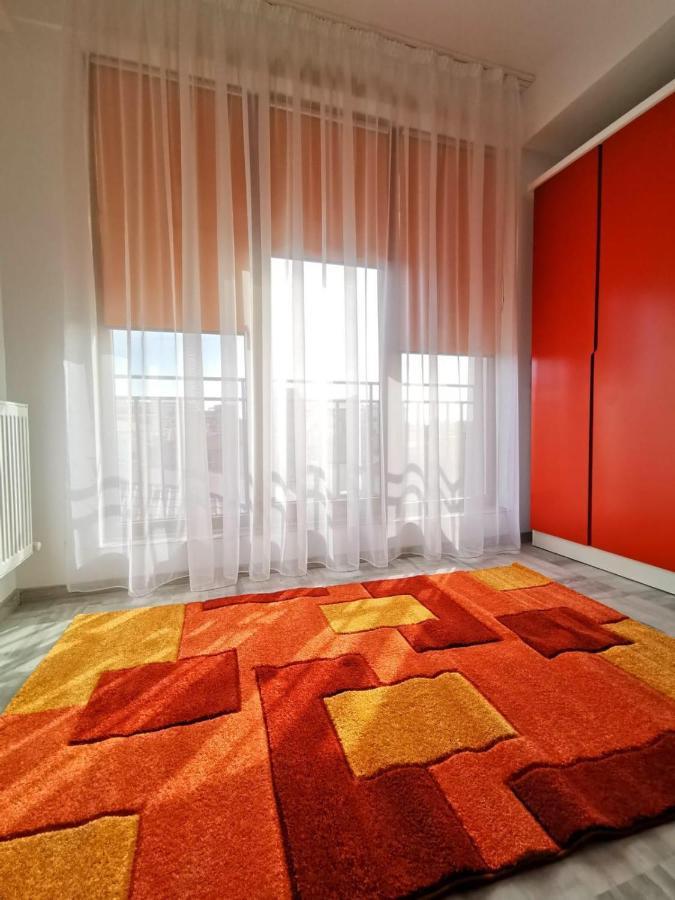 Orange Apartment-Brilliant Apartments Constanta Bagian luar foto